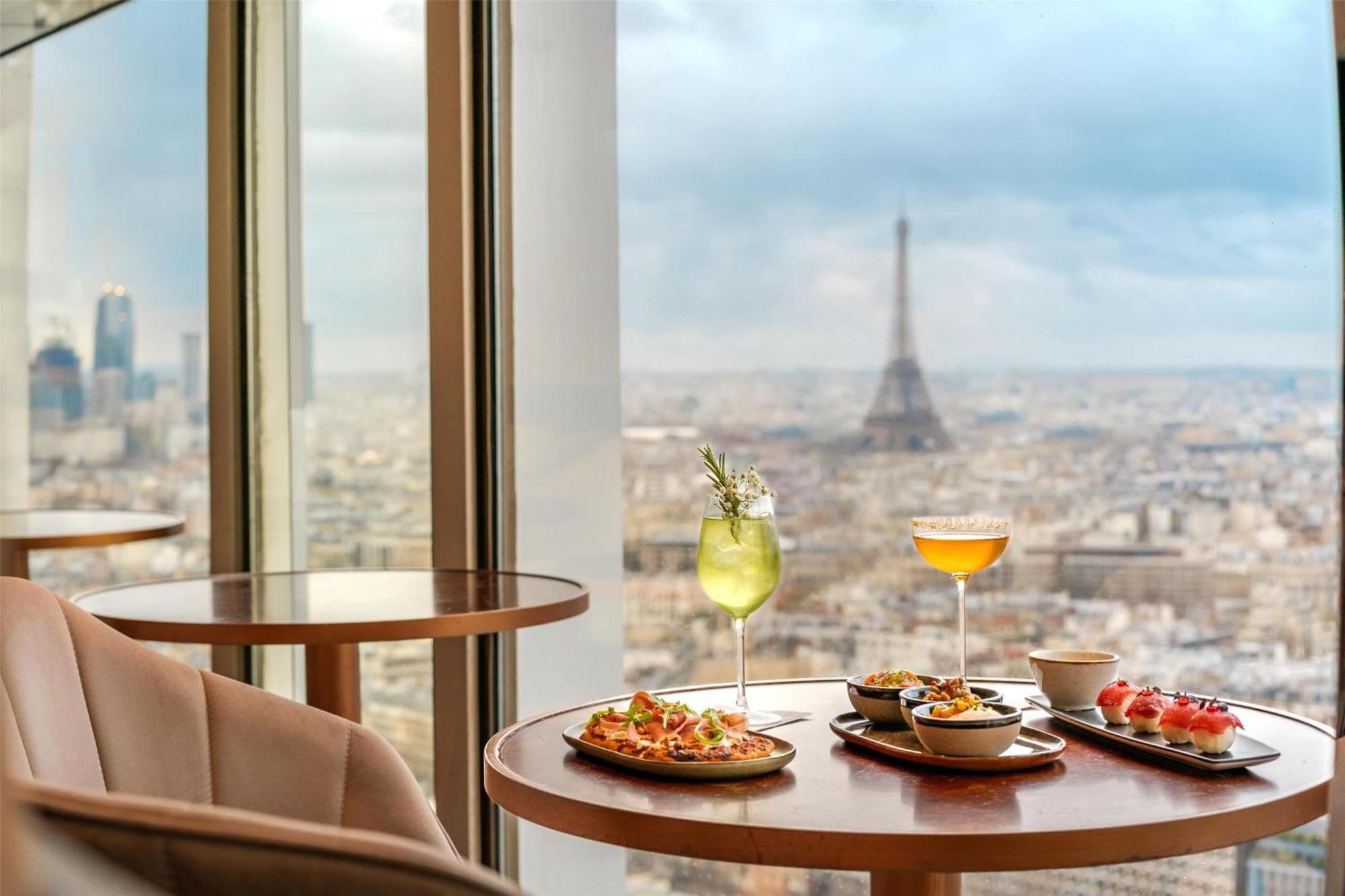 Hyatt Regency Etoile 4* Paris