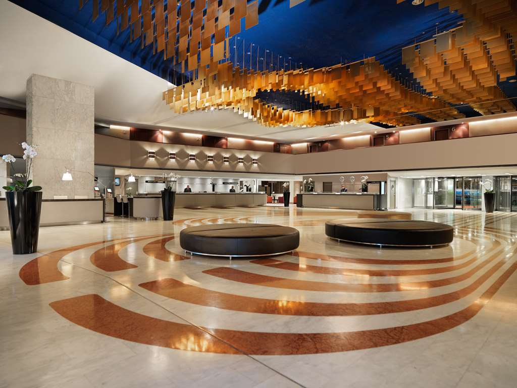 Hyatt Regency Etoile Hotel