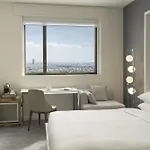 Hyatt Regency Paris Etoile