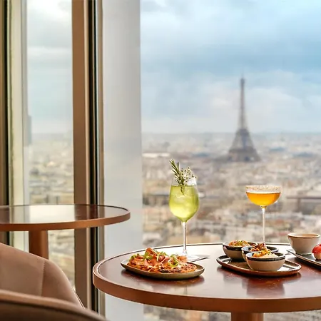Hyatt Regency Etoile 4* Parigi