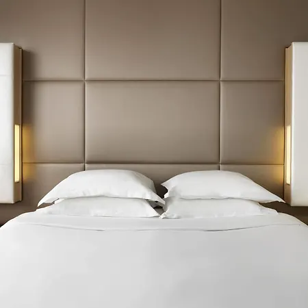 Hyatt Regency Etoile 4* Parigi