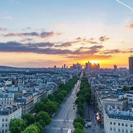 Hyatt Regency Etoile 4* Paris