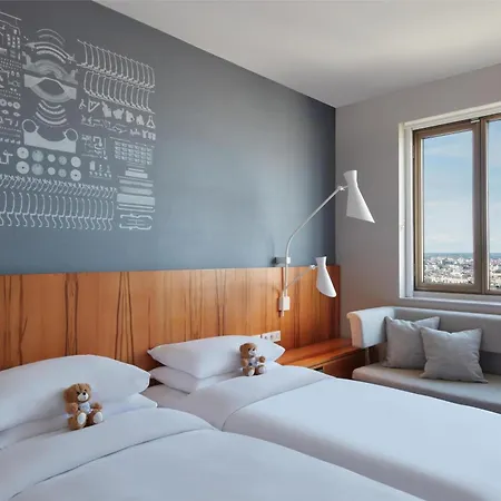 Hyatt Regency Etoile Hotel Paris